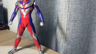 ฉันอยากจะเรียกเขาว่า SHF Ultraman ที่สนุกที่สุด! Bandai Ultraman Tiga ประติมากรรมกระดูกจริง SHF Simp