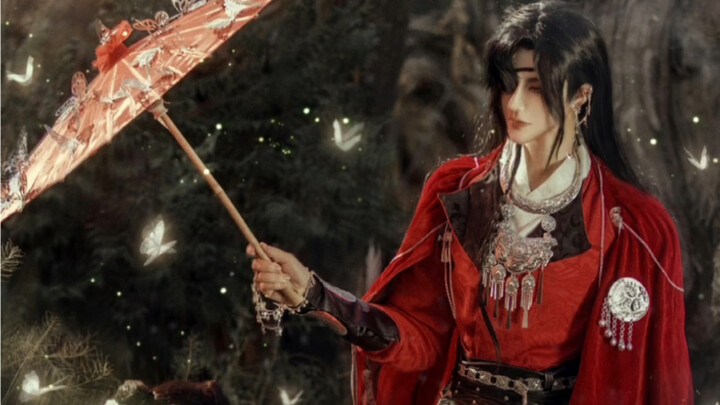 [Heaven Official's Blessing][Hua Lian cos]This is how the name Hua Cheng Lord came from?
