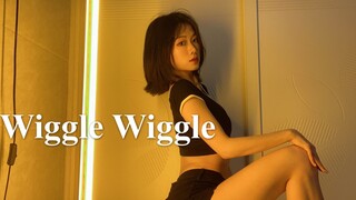 【欣怡啊】Wiggle Wiggle|短发女孩也可以性感和可爱|性感抹布？