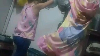 Patina bata marunong na mag worm up samantalang mga magulang natutulog lang haha