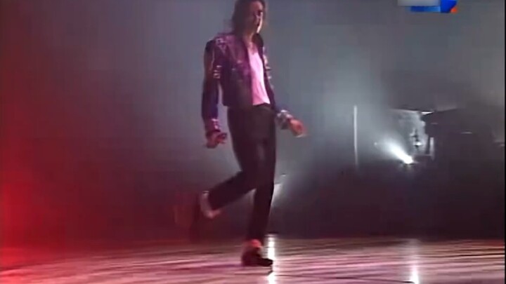 MJ Bloodbath Dance Floor Live