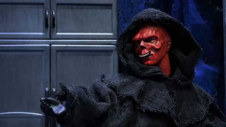 Parody of the Avengers: I want to report Red Skull for corruption!!
