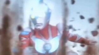 Cảnh tên động vật ma Ultraman