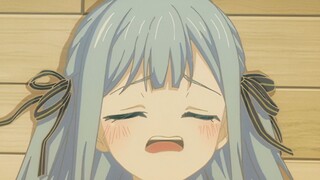 哎 什么东西戳到我了