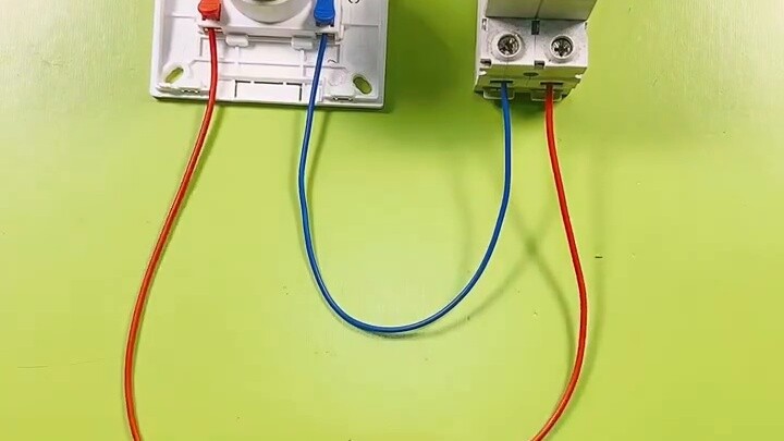How to control the light with a switch?