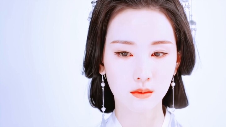 คุณเรียกสิ่งนี้ว่าการด้อยกว่าใช่ไหม? อย่าเว่อร์เกินไป เฉินตูหลิงสวยจนฉันไม่สนใจรูปร่างหน้าตาของตัวเอ