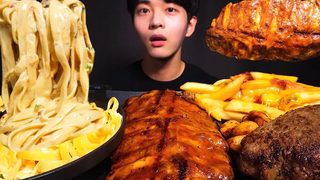 ASMR STEAK & FRIES MUKBANG TOOWOOMBA พาสต้า & GARLICSTEAK เสียง ASMR MUKBANG & EATING ที่แท้จริง