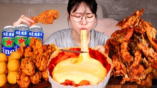 ASMR MUKBANG| 직접 만든 후라이드 치킨 치즈 떡볶이 소프트쉘크랩 튀김 먹방 & 레시피 FRIED CHICKEN AND Tteokbokki EATING