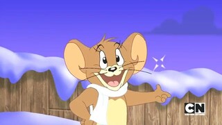 Tom and Jerry Tales S02 - Ep10 Adventures in Penguin Sitting - Screen 02