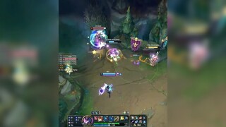 Con Shaco này khó chịu kinh khủng