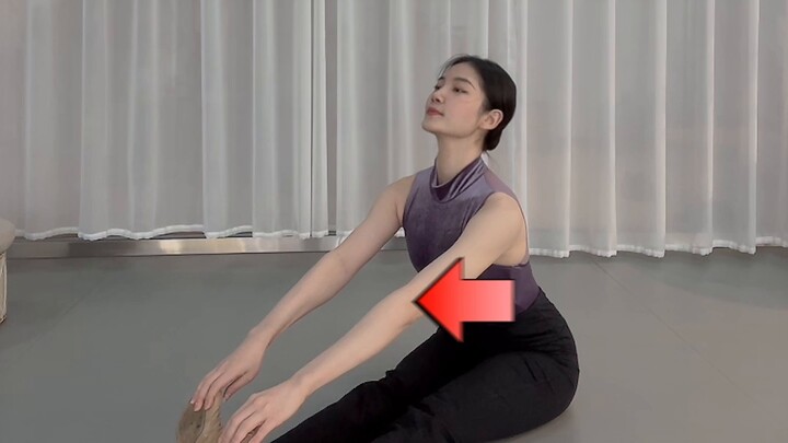 Stretching your legs like this will hurt your bones!