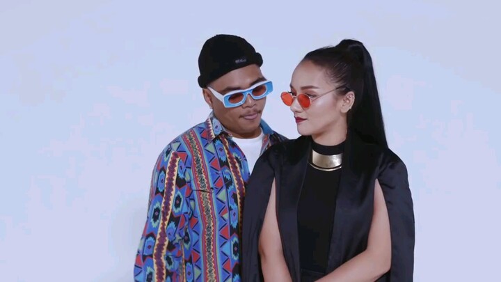 MukaRakat - NONA (Official Music Video) ft. Arles Tita