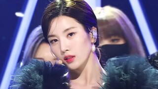 The charm of a sister idol! Kwon Eun-bi's "Glitch" seamlessly connects long and short hair and chang