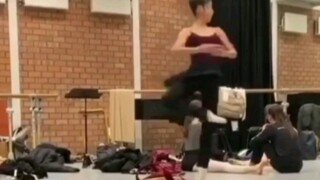 【芭蕾】人类早期驯服足尖挂圈玄学的珍贵影像 日本圈神大矢夏奈稳挂16圈经典视频