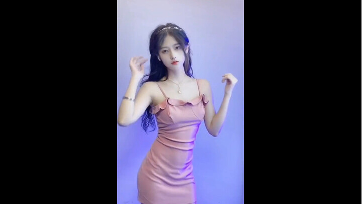 ช่วย! คนอะไรจะสวยได้ขนาดนี้!