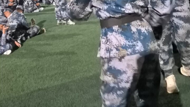 Pelatihan militer Xin Jifei