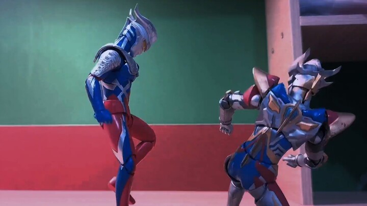 The ultimate fighting feast! Ultraman stop-motion animation Zero vs. Zeta master and apprentice ulti