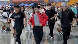 Hundreds of people dance in the street in heavy rain【beat it】to commemorate the 13th anniversary of 