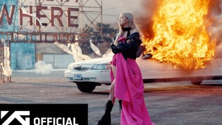 MV ultra-jelas debut ROSÉ "On The Ground" dirilis
