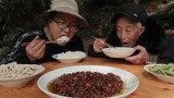 "Thịt lợn xé phay sốt Bắc Kinh" ăn vầy mới đúng bài