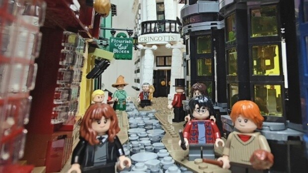 [Memancing di Air Jiwa] Gringotts MOC / LEGO Diagon Alley 75978 Extension Part.2 / Harry Potter