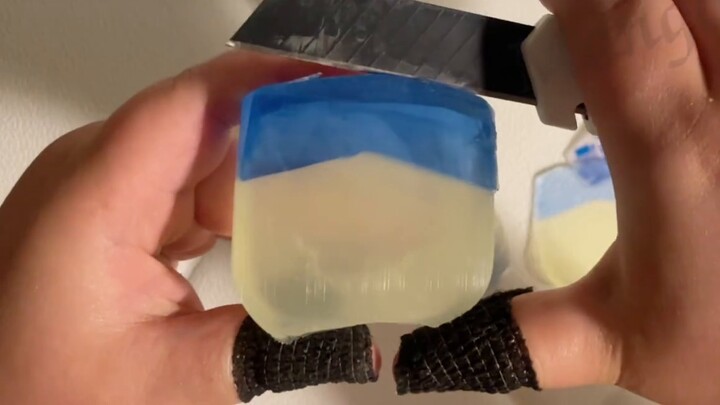 (Original Scraping Soft Soap) Real or fake Vaseline?