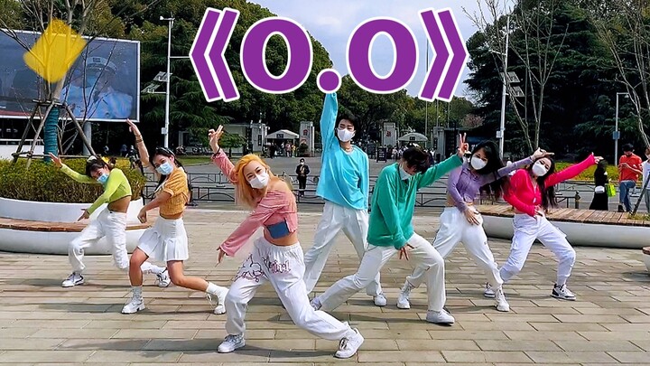 ชาวเคป็อปดูเหมือนจะมีความกังวลทางสังคมบ้างไหม? ｜"OO" เพลงเปิดตัวของ NMIXX คัฟเวอร์ริมถนนหวู่ฮั่น