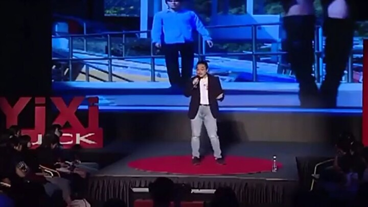 周星驰惊人的导演才华，知名导演专业解读《喜剧之王》经典镜头——“我养你啊！”视听语言被运用到移情的巅峰！