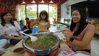 กินแจ่วฮ้อนกับเพื่อนเก่าเพื่อนสนิท Party Esaan Hot Pot with Best Friends