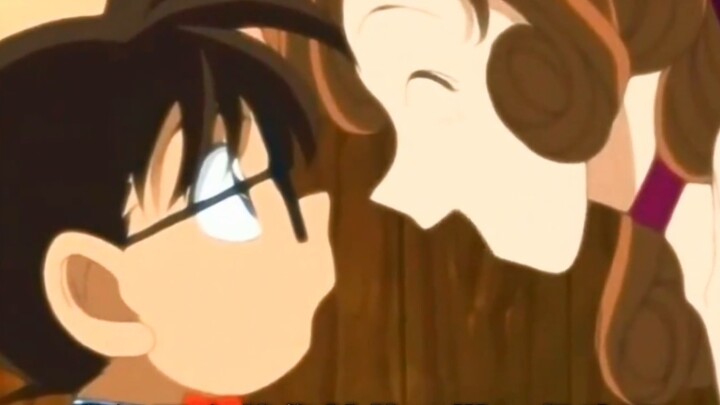 Shinichi: Ibuku yang cantik dan bodoh!