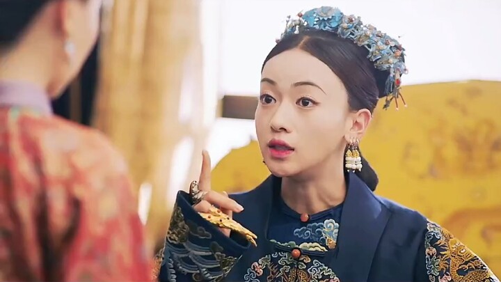 Yingluo teaches her daughter Zhaohua how to win the heart of her future son-in-law