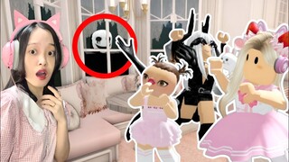 Mau Tidur Bareng Bestie Tapi Ada yang Ngintip! [Roblox Indonesia]