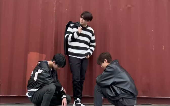 【&TEAM / อัพเดท tiktok】221124 'Under the skin' Dance Challenge (JO/FUMA/EJ)