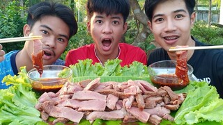 กินเนื้อย่าง!! เนื้อนุ่ม หวาน ฉํ่า นํ้าจิ้มซอสเกาหลีอร่อยสุดๆ.