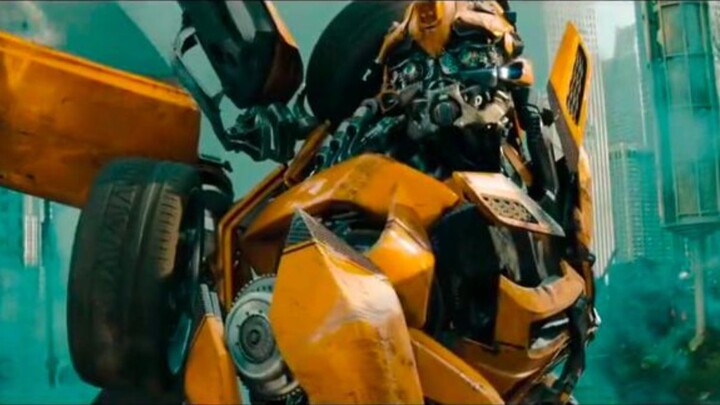Kematian Soundwave agak tergesa-gesa.