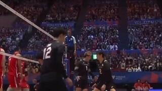 Watch the Japanese men's volleyball team lead the new players in a game