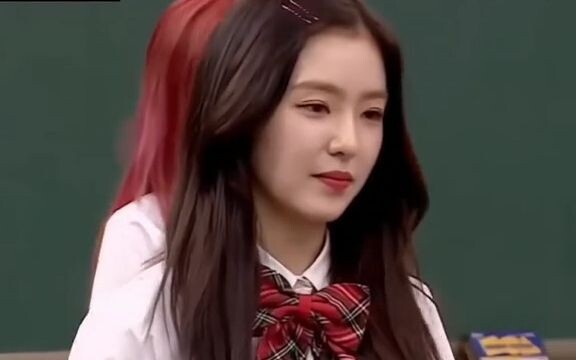 [Red Velvet] Ngẩn ngơ trước ánh mắt của Irene