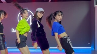 Vòng thứ năm của nhóm nhạc nữ không thể cùng nhau hoàn thành! Tôi đã bí mật thu âm một đoạn trong ph
