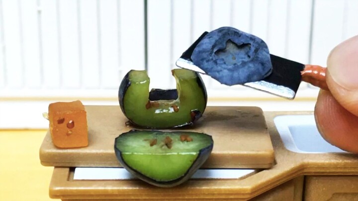 [Thức ăn hoạt hình stop-motion] Nhỏ và đắt tiền, loại trái cây thần kỳ này làm sao có thể ăn được?