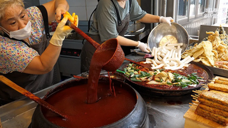 tteokbokki Master Aged Fruit Tteokbokki - อาหารข้างทางของเกาหลี