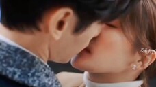 Luo Yunxi and Bai Lu were so serious in their kissing scenes that they made sounds and their lips be