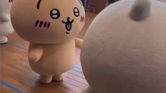 吉伊乌萨奇贴贴