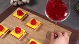 Makanan pembuka yang lezat, mengocok gelas anggur [Lego stop motion animation]