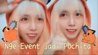 Ngevent sambil cosplay pochita gemes