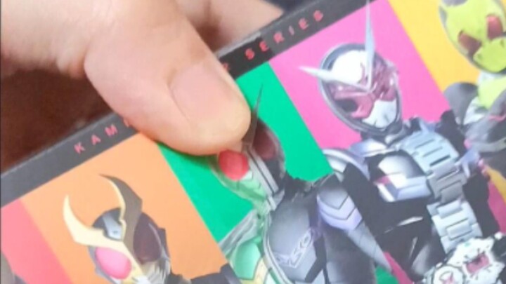 Kamen Rider Luminous Belt Keychain Blind Box Unboxing