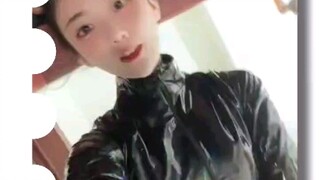 来个倒立表演