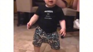 Baby is dancing