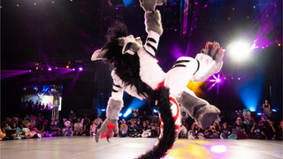 Anthrocon 2022—Fursuit Dance