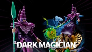 Have you ever seen the Dark Magician building blocks made up of more than a thousand pieces?