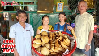 Gia Đình Anh Chị Ba Miền Tây Vui Vẻ Truyền Lại Nghề Làm Bánh Tiêu, Bánh Củ Cải Thơm Ngon | NKGĐ